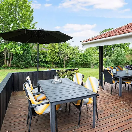 Ferienhaus Family Summer House In Quiet Area 8 Adults 2 Ch *