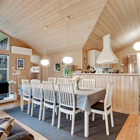 Feriehus Family Summer House In Quiet Area 8 Adults 2 Ch