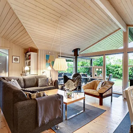 Family Summer House In Quiet Area 8 Adults 2 Ch Feriehus Græsted