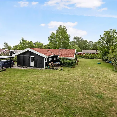 Feriehus Family Summer House In Quiet Area 8 Adults 2 Ch